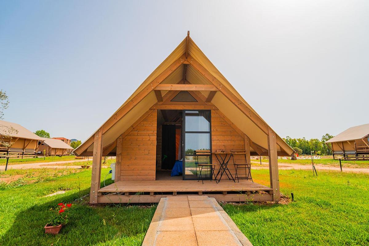 Campo de lujo Agriglamping Munai